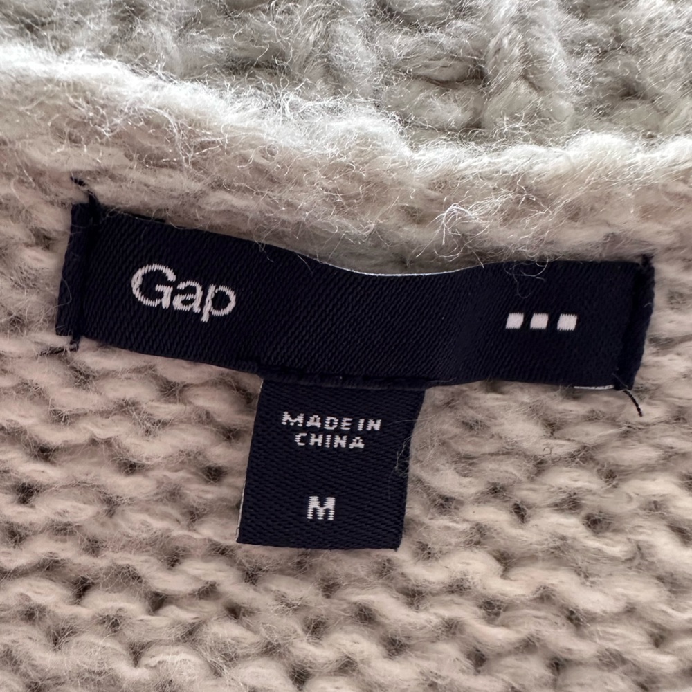 GAP Fair Isle Snow Flake Shawl Cardigan Grey/Ivory Women's Medium - Picture 6 of 9